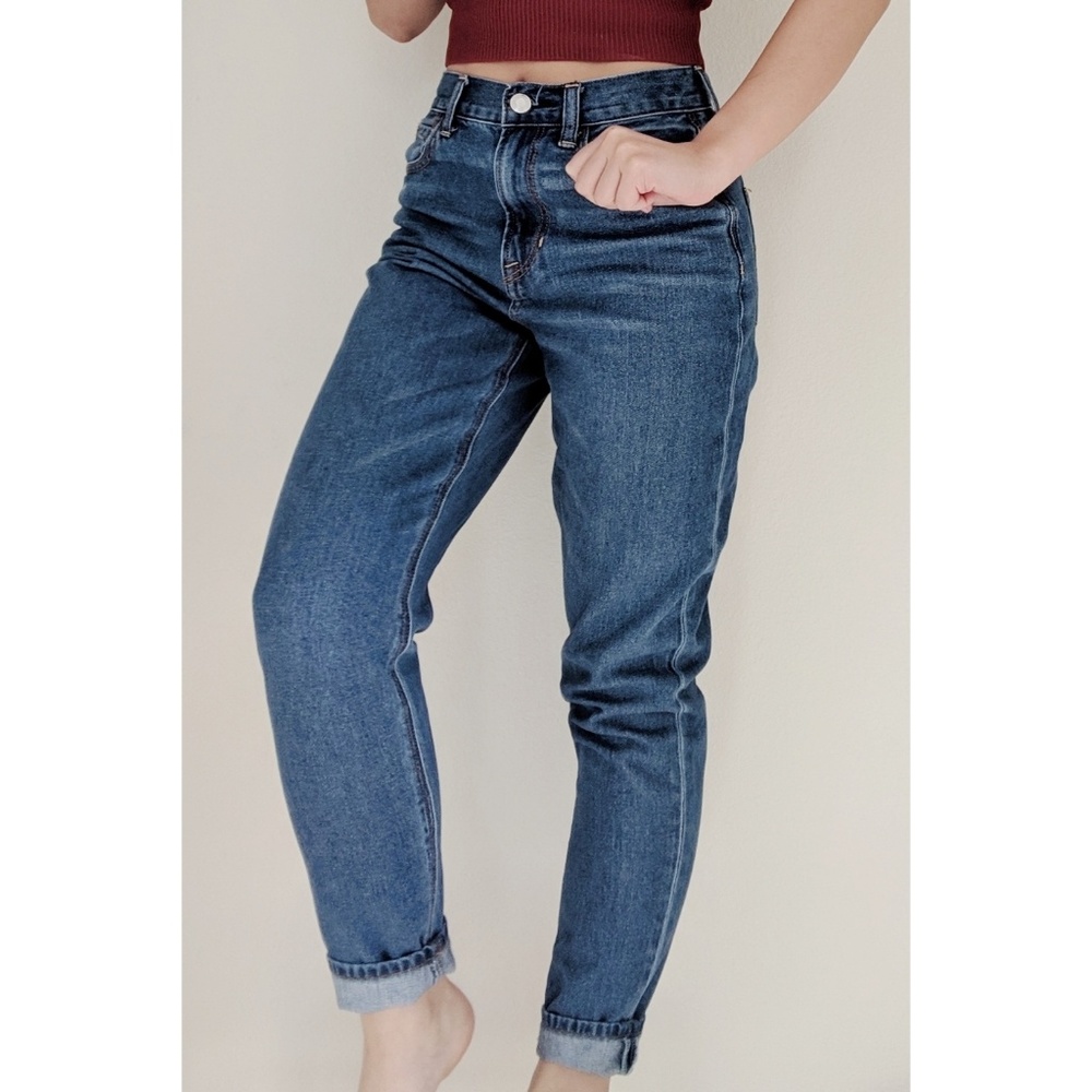 American Eagle Mom Jeans